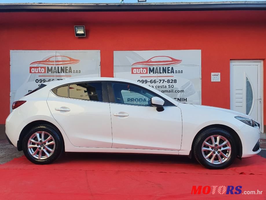 2014' Mazda 3 photo #4