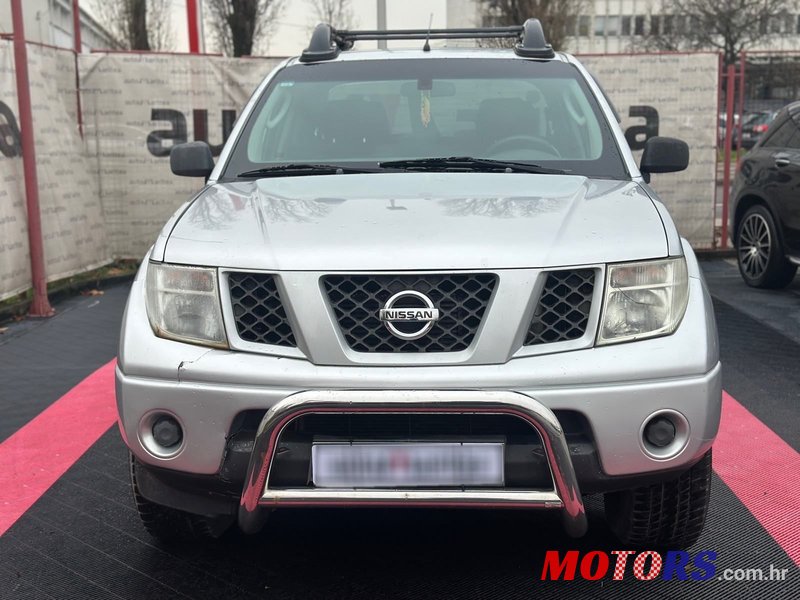 2006' Nissan Navara 2.5 Le photo #3