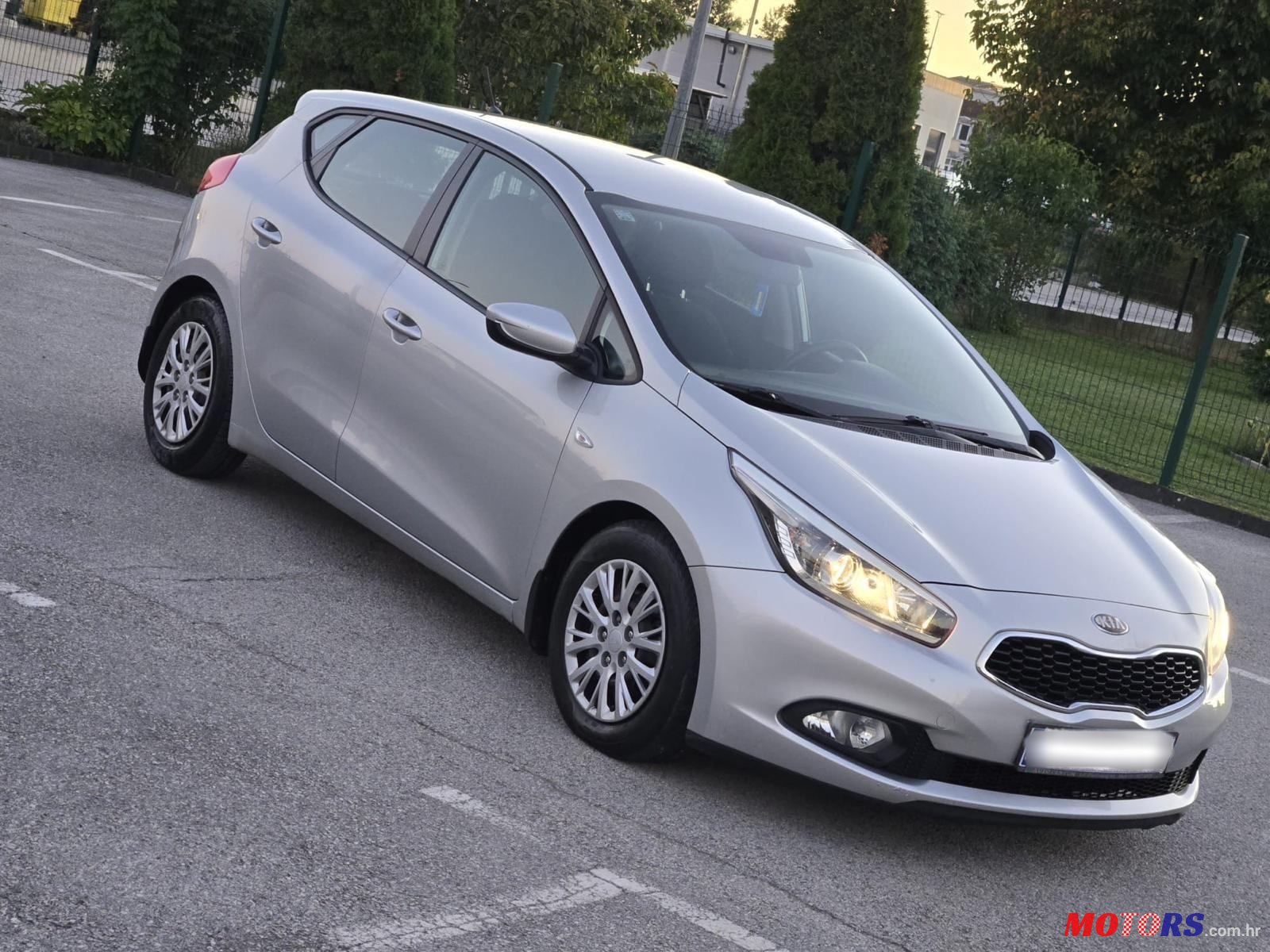 2013' Kia Ceed 1,4 Crdi Ex photo #4