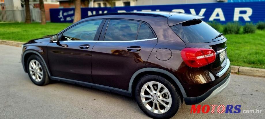 2015' Mercedes-Benz Gla 200 D 1 photo #3