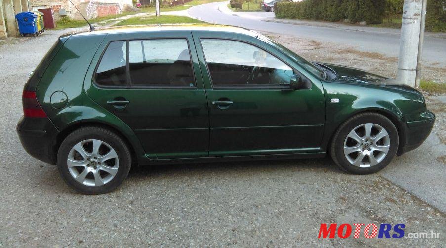 2001' Volkswagen Golf IV 1,4 photo #1