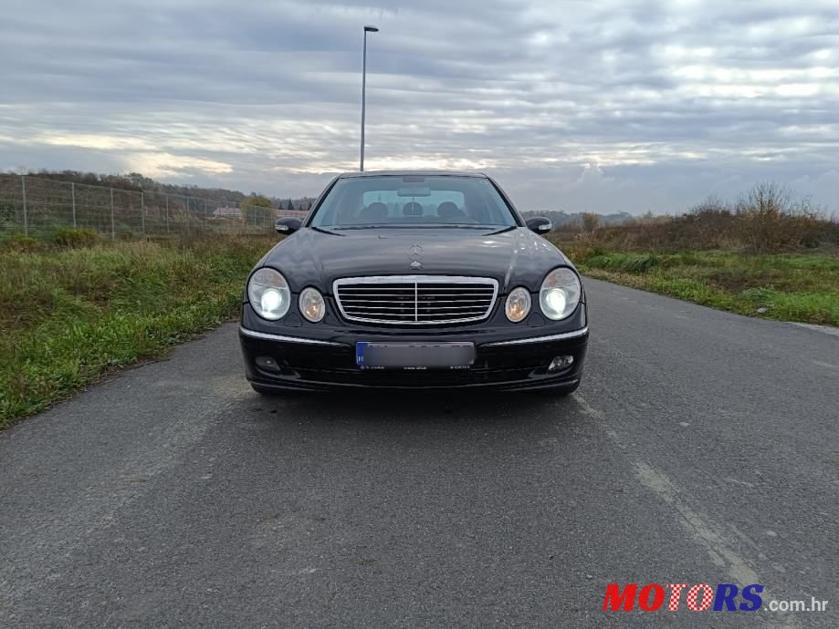 2005' Mercedes-Benz E-Klasa 320 Cdi photo #2