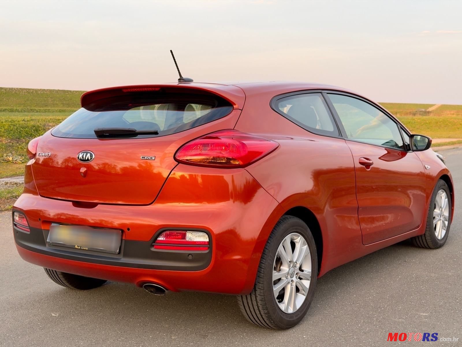 2014' Kia Pro Ceed 1,4 Crdi Ex Alu photo #4