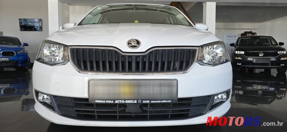 2018' Skoda Fabia Combi photo #3