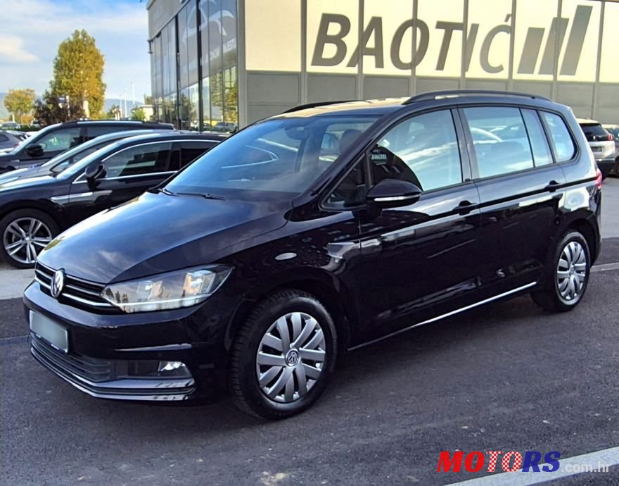 2019' Volkswagen Touran 1.6 Tdi Dsg photo #1