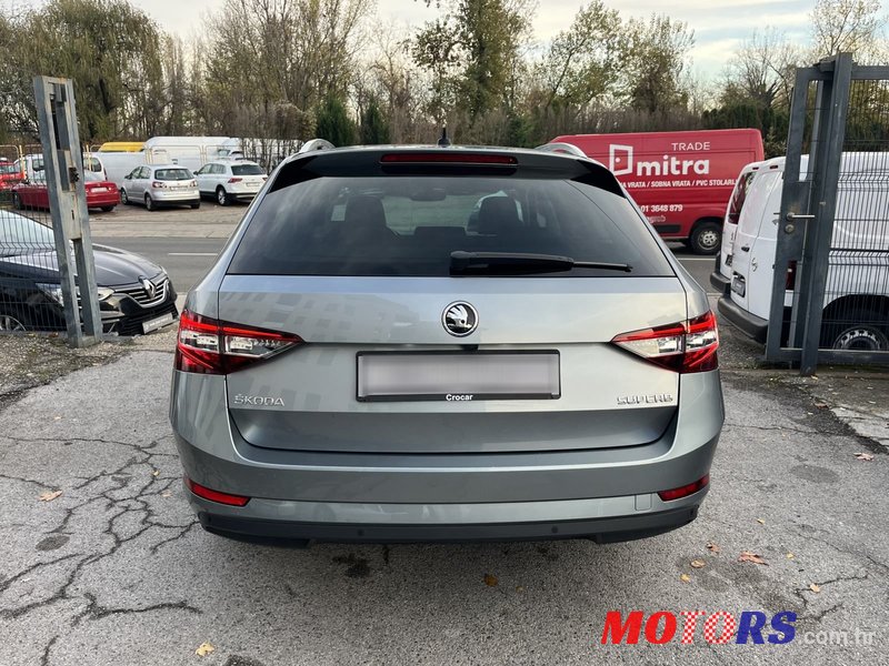 2019' Skoda Superb Combi photo #5