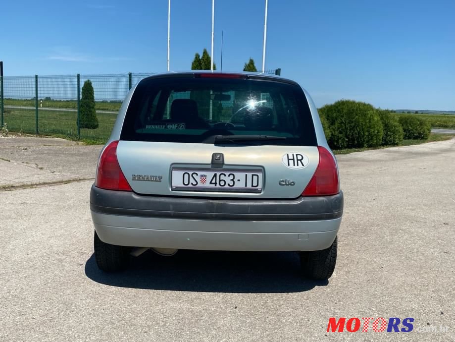 2000' Renault Clio 1,2 photo #6