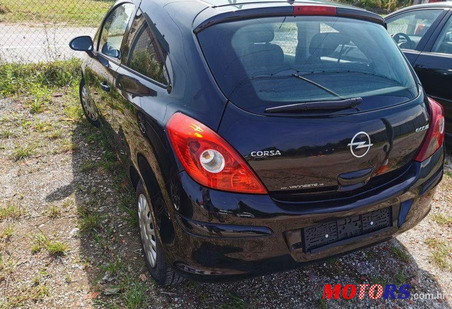 2010' Opel Corsa 111 1,3 Cdti photo #3