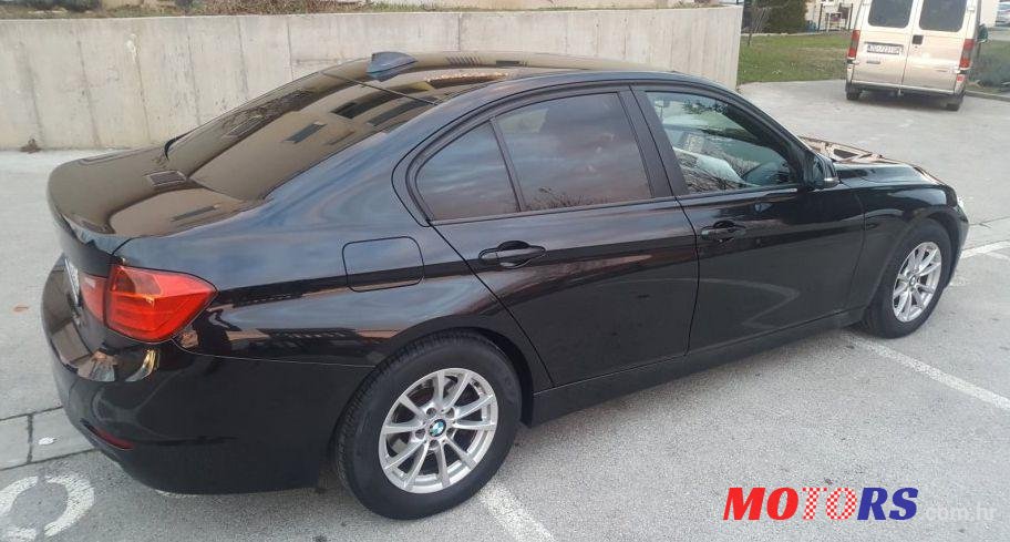 2013' BMW Serija 3 318D photo #1
