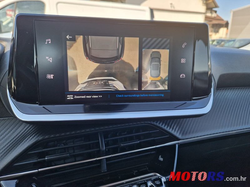 2022' Peugeot 2008 1,5 photo #4