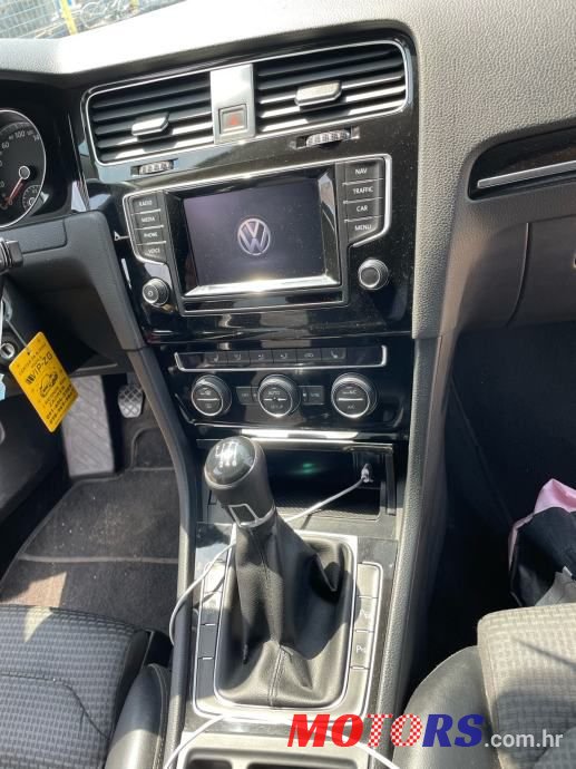 2012' Volkswagen Golf 7 photo #4