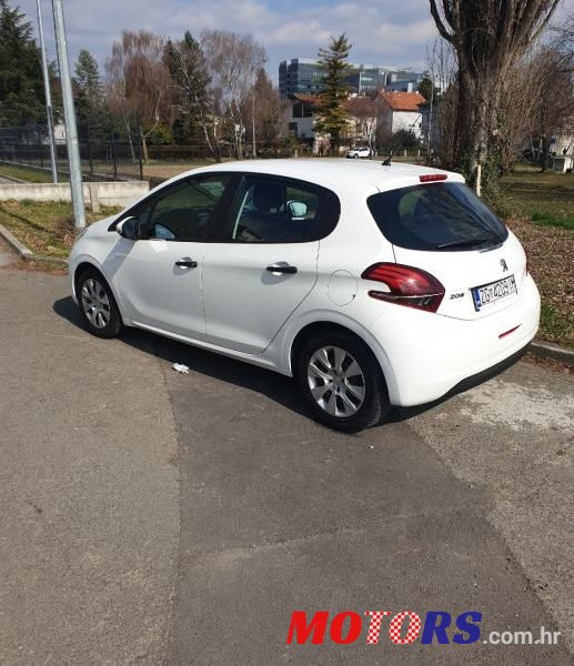 2018' Peugeot 208 1,6 Bluehdi photo #2