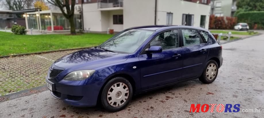 2004' Mazda 3 Sport photo #5