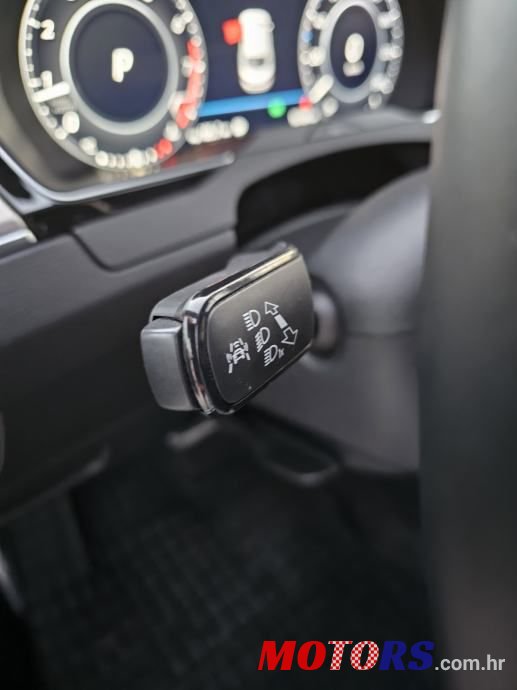 2018' Volkswagen Arteon 1,5 Tsi photo #3