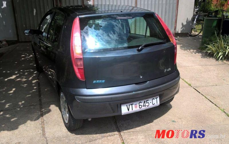 2002' Fiat Punto 1,2 photo #1