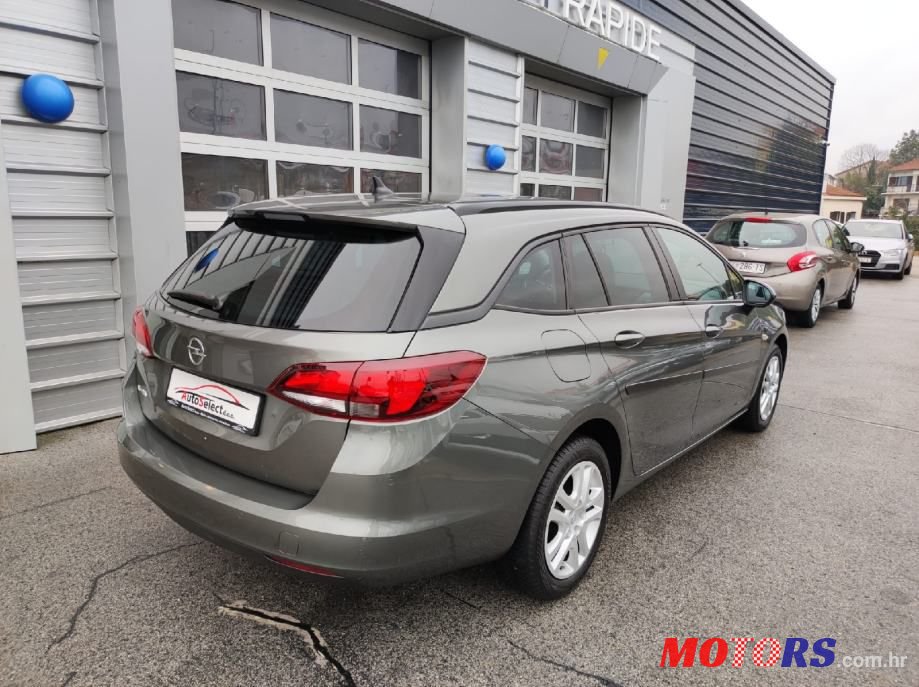 2016' Opel Astra Karavan photo #5