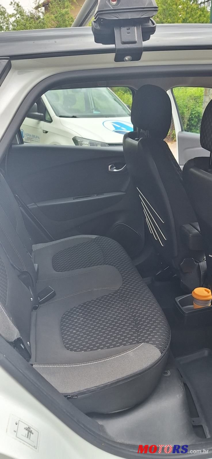2019' Renault Captur Tce photo #5