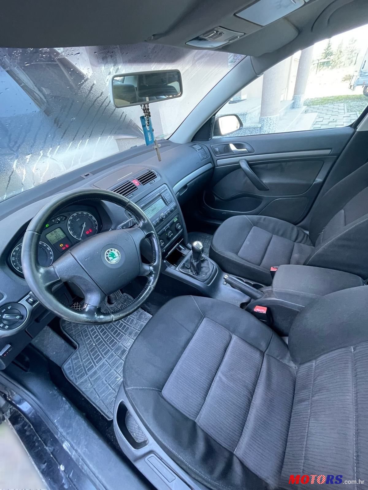 2008' Skoda Octavia 1,6 photo #2