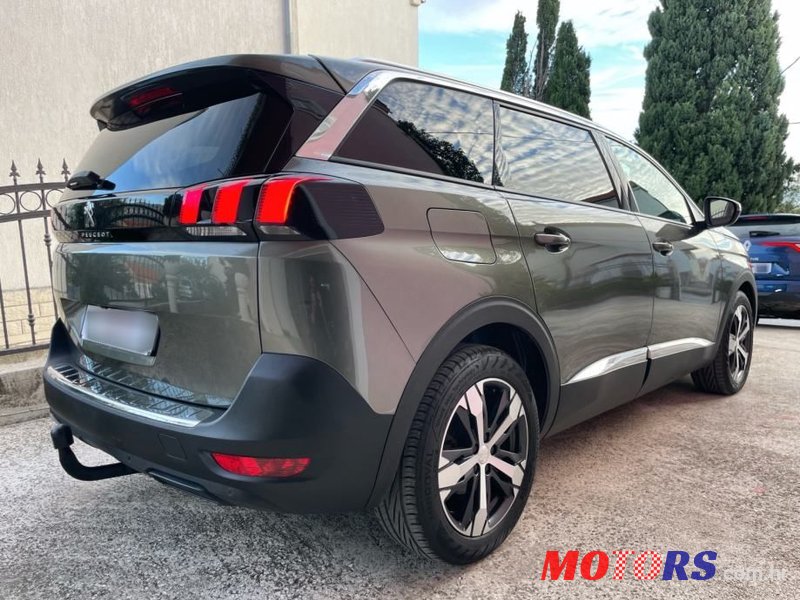 2018' Peugeot 5008 1,5 Bluehdi photo #5