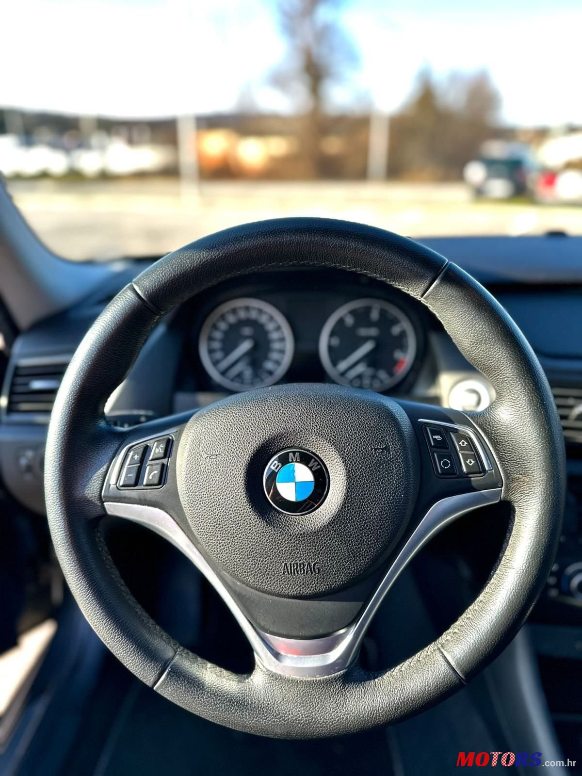 2013' BMW X1 Sdrive16D photo #6