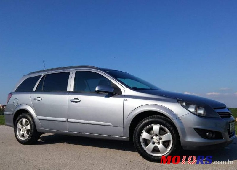 2007' Opel Astra 1,7 Cdti photo #1