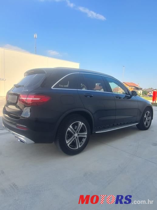 2016' Mercedes-Benz GLC 220 D photo #1