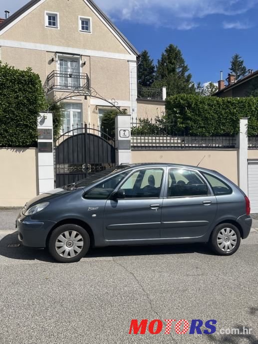2006' Citroen Xsara Picasso 1,6 Hdi photo #2