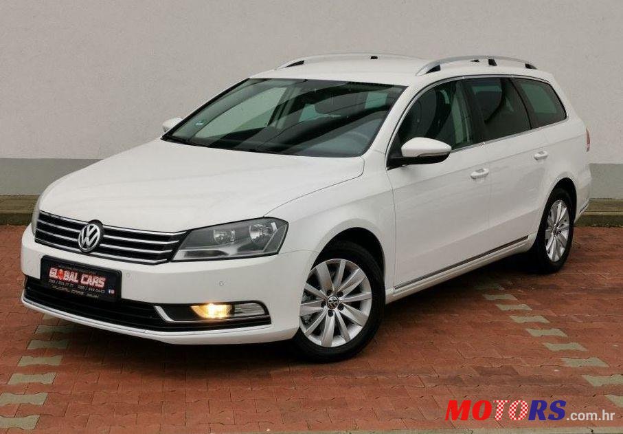 2011' Volkswagen Passat Variant 2,0 Tdi Bmt photo #1