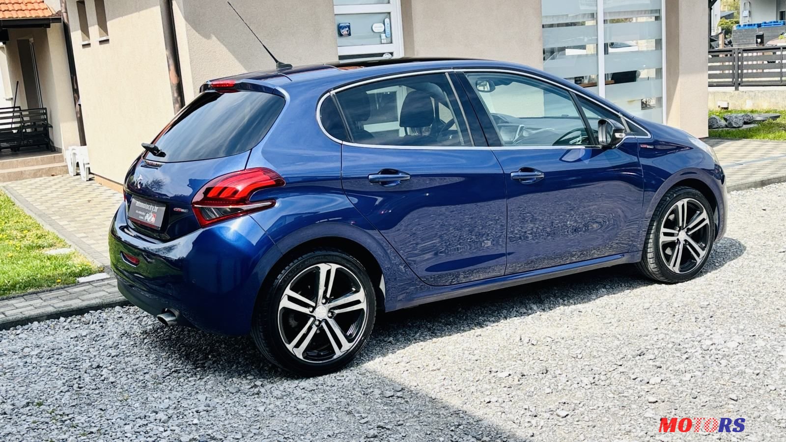 2016' Peugeot 208 1,2 S&S photo #2