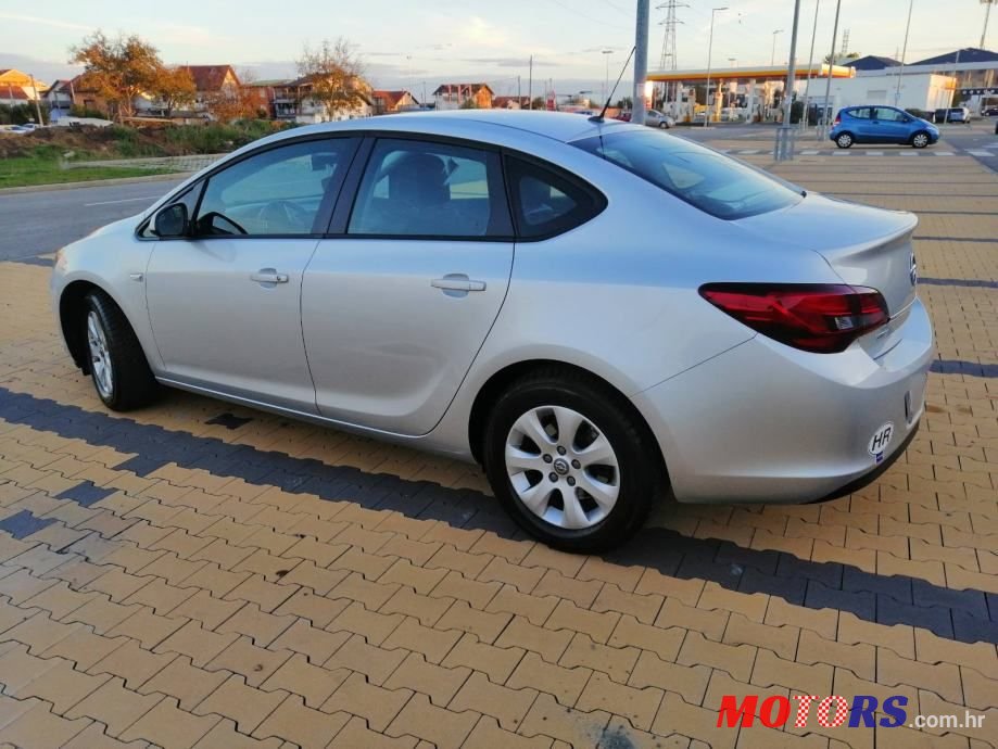 2018' Opel Astra 1.6 Cdti photo #5