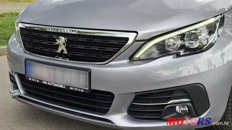 2018' Peugeot 308 1,5 Bluehdi photo #2
