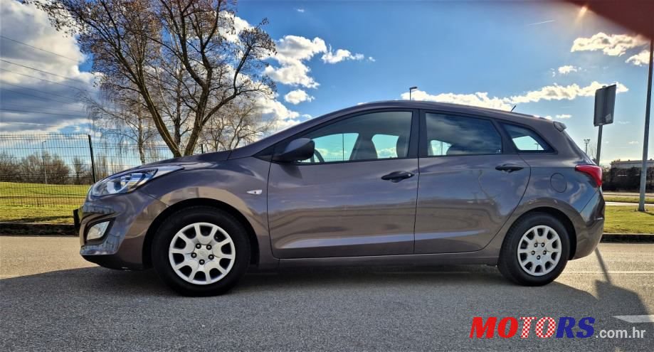 2013' Hyundai i30 1,4 photo #1