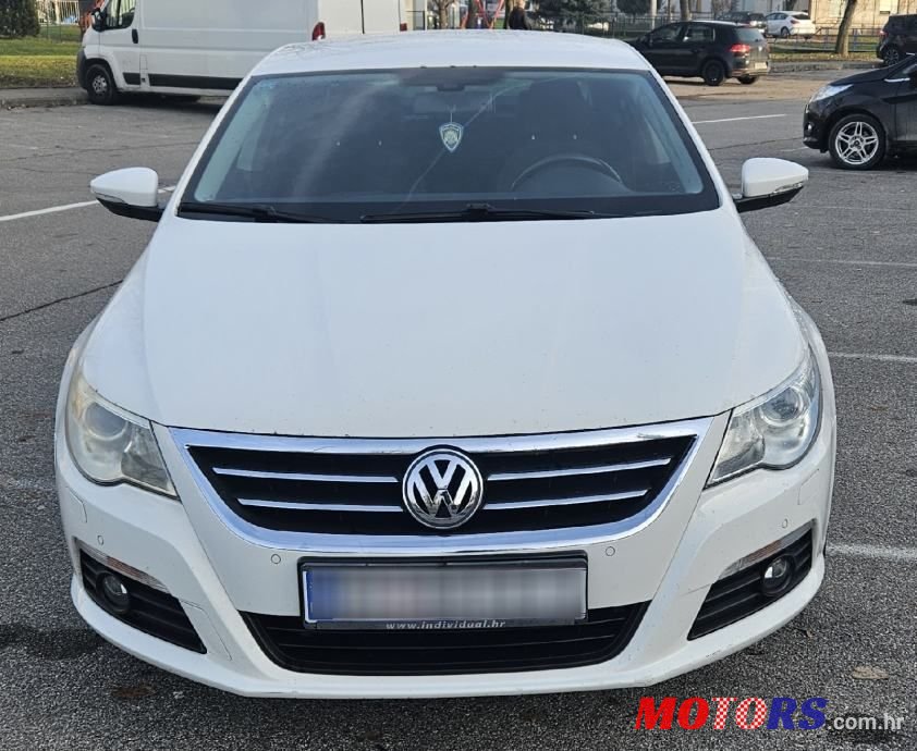 2011' Volkswagen Passat 2,0 Tdi photo #2