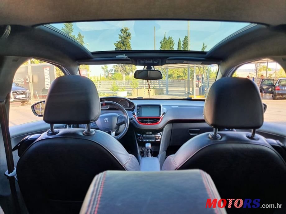 2013' Peugeot 208 1,6 Thp Gti photo #3