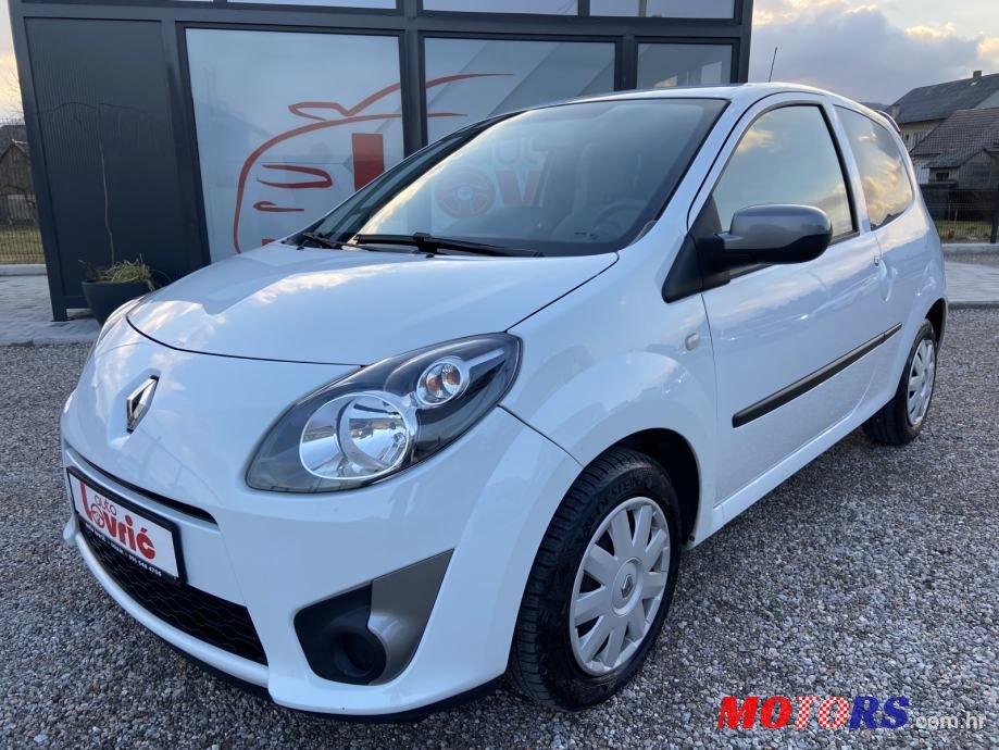 2011' Renault Twingo 1.5 Dci photo #1