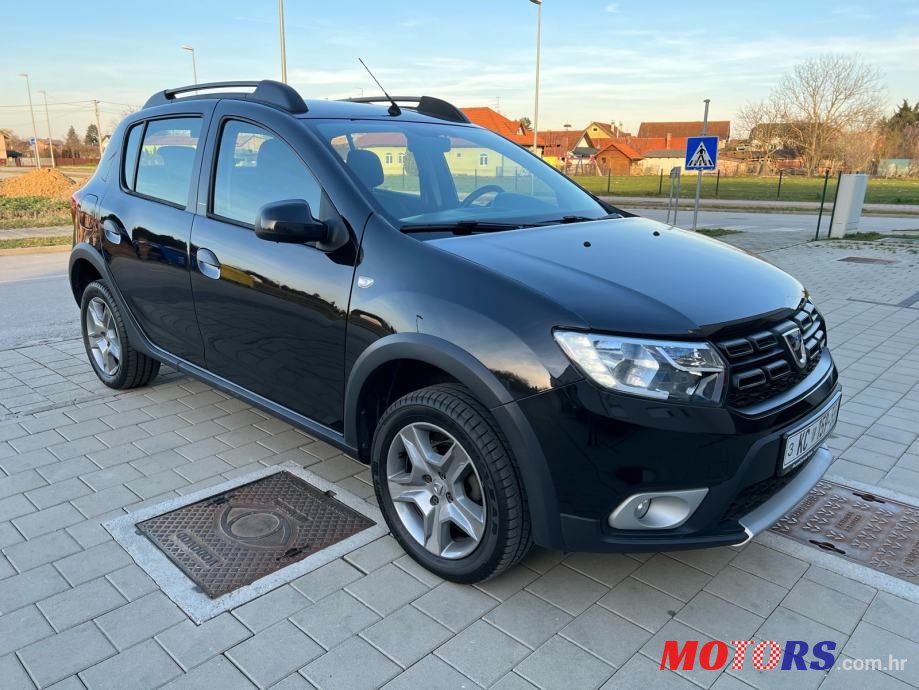 2018' Dacia Sandero photo #1