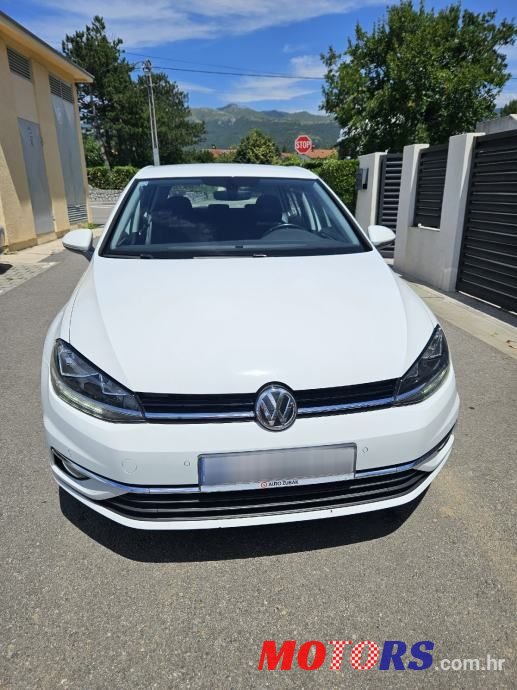 2019' Volkswagen Golf VII 1,6 Tdi photo #3