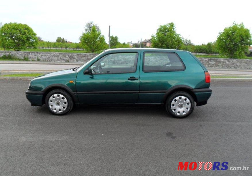 1995' Volkswagen Golf III 1.9D photo #1