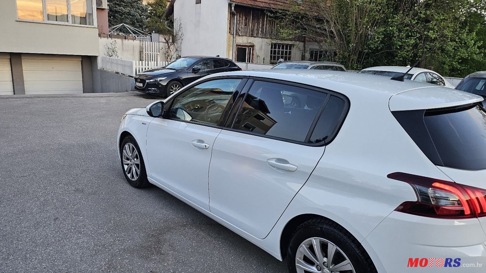 2019' Peugeot 308 1,5 Bluehdi photo #3
