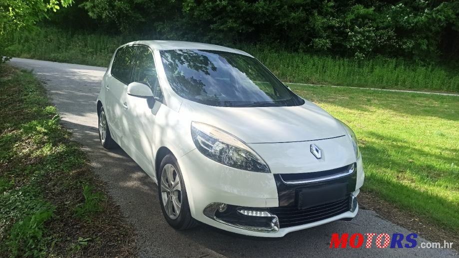 2012' Renault Scenic 1,5 Dci photo #2
