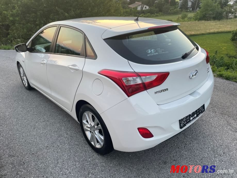 2012' Hyundai i30 1,4 photo #3