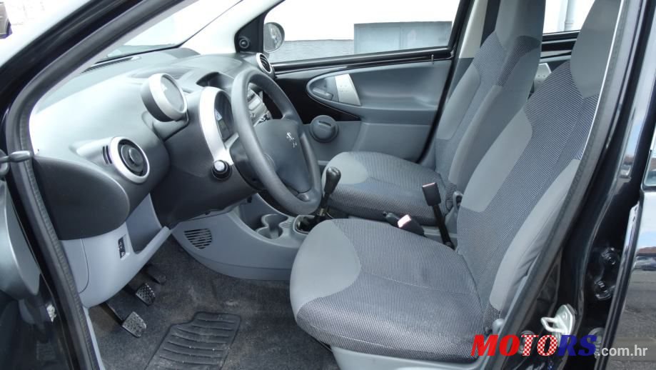 2008' Peugeot 107 1,4 Hdi photo #6