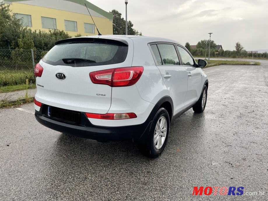 2010' Kia Sportage photo #4