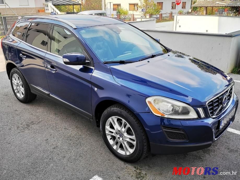 2012' Volvo XC60 photo #2