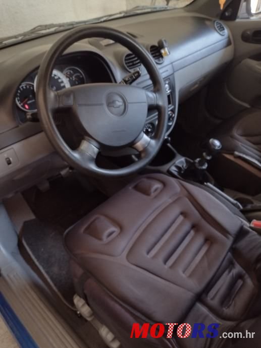 2010' Chevrolet Lacetti photo #6