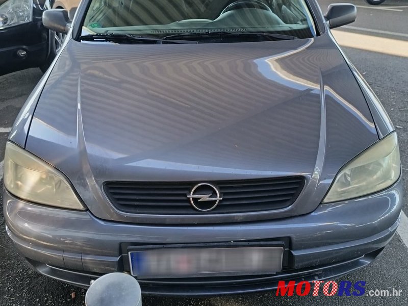 2005' Opel Astra Classic photo #5