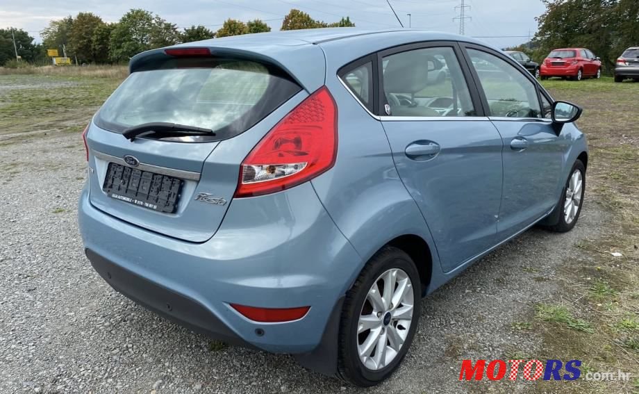 2010' Ford Fiesta Sport photo #6