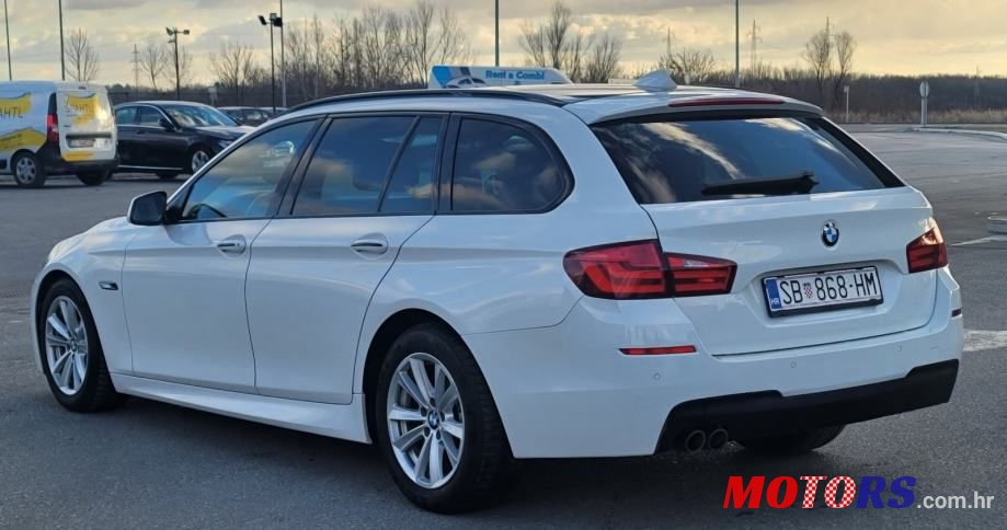 2012' BMW Serija 5 520D photo #6