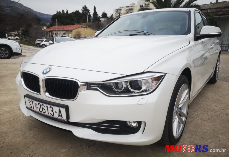 2014' BMW Serija 3 318D photo #1