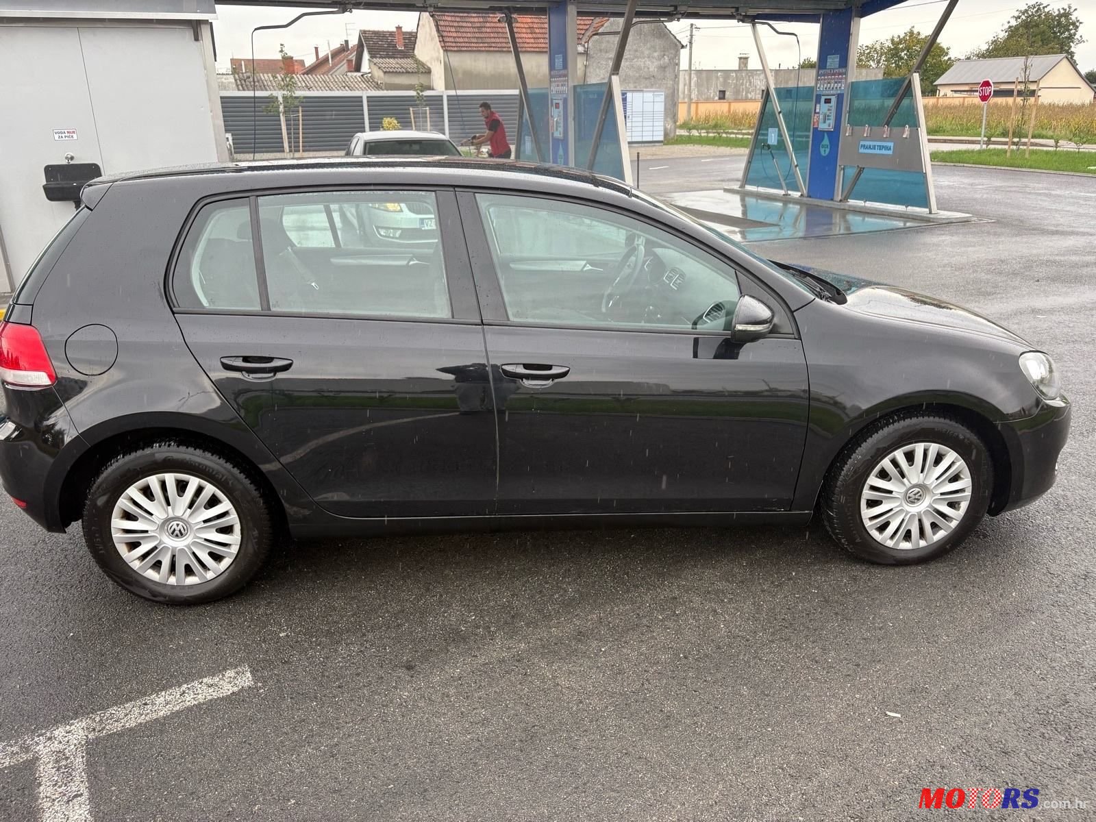 2010' Volkswagen Golf VI 1,4 photo #2